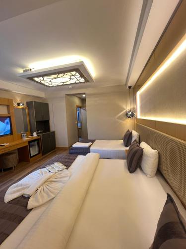 TV a/nebo společenská místnost v ubytování The Port Rooms