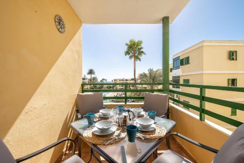 Las Olas Apartments