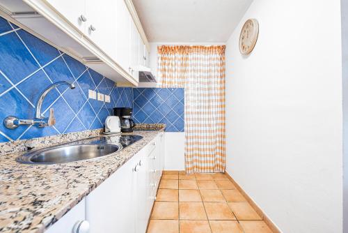 Las Olas Apartments