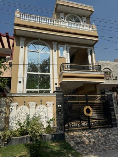 Gambar di galeri bagi Backpackers Den di Lahore