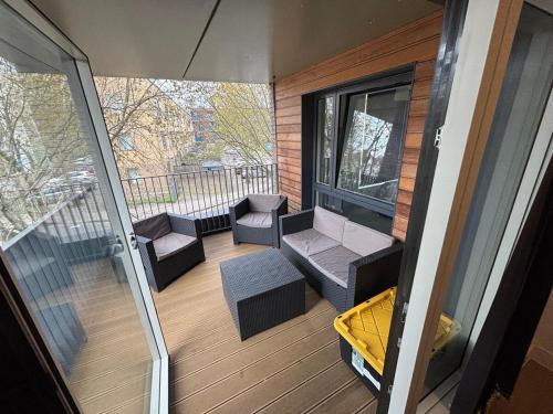 Χώρος καθιστικού στο Spacious 3 bed in Colindale