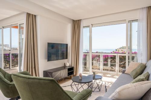 Perfect Terrace, Amazing views, Great Location