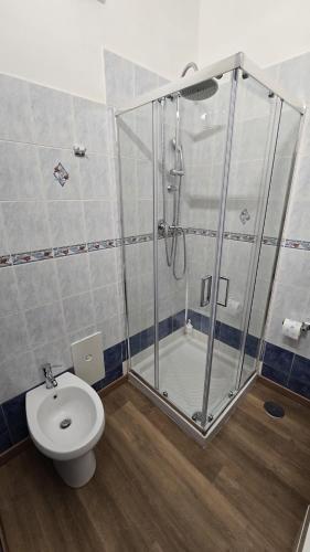 Casa Vacanze Oikia - Room Girasole photo 23