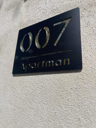 a sign for a hyundaiundaiundaiundaiundaiundaiundaiundaiundaiundaiundai at Apartman 007 in Jajce