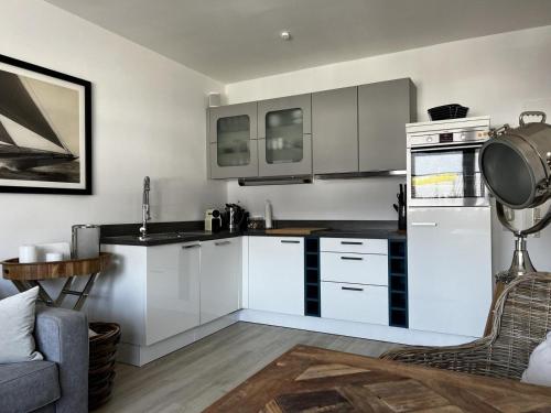 Η κουζίνα ή μικρή κουζίνα στο Little Dream Timmendorfer Strand