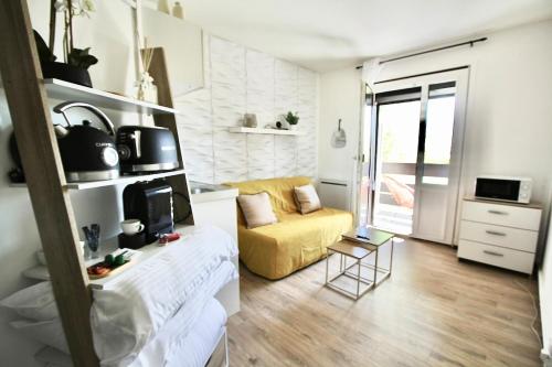 Petit Studio - Metro B - Hôpital Lyon Sud