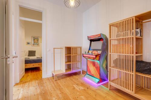Monopoly house - Families only!