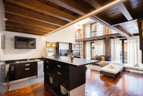 Loft Bandiello by BarbarHouse
