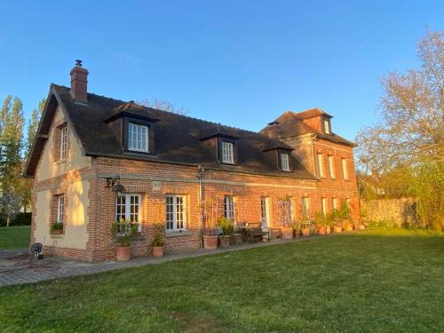 Beautiful Character House In The Heart Of Vexin