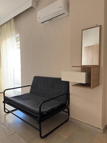 POSEIDON'S APARTMENT IN PERAIA - SUPERIOR BY THE SEA