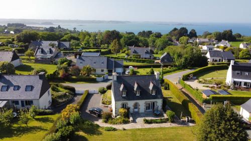 La clé des falaises Meublé de tourisme 3 étoiles avec petite vue mer et au bord du GR 34