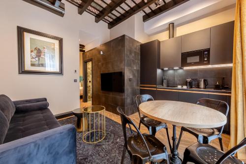 Casa 1862 Heritage Suites by Stay Unique