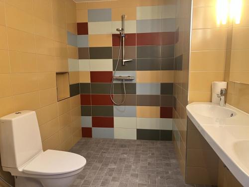 Φωτογραφία από το άλμπουμ του B1 Lakeside Suite 74m2 σε Vihti