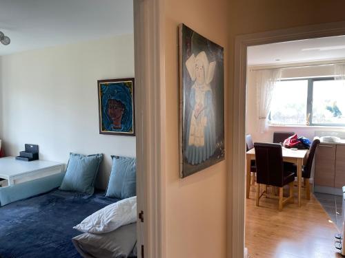 West London Lux 2 Bedroom Apartment - Free parking - Lake & Park view - Wembley Stadium 5KM photo 20
