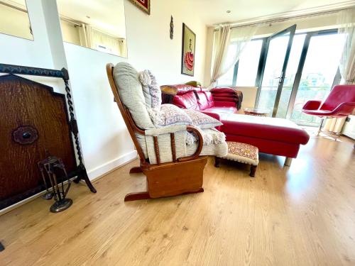 West London Lux 2 Bedroom Apartment - Free parking - Lake & Park view - Wembley Stadium 5KM photo 16
