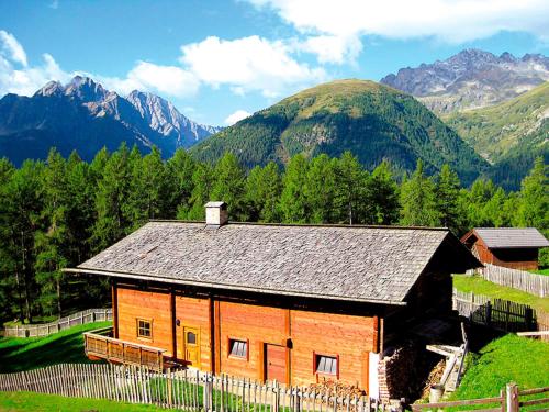 Almhütte Adlerhorst