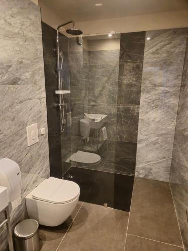 Koupelna v ubytování Hotel Luna Bihać