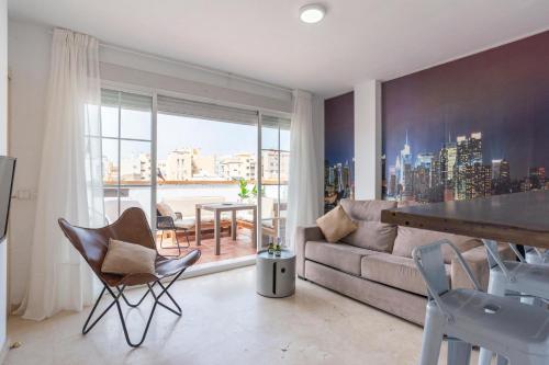 New Penthouse GR3- flat in Málaga Center with Cozy Terrace