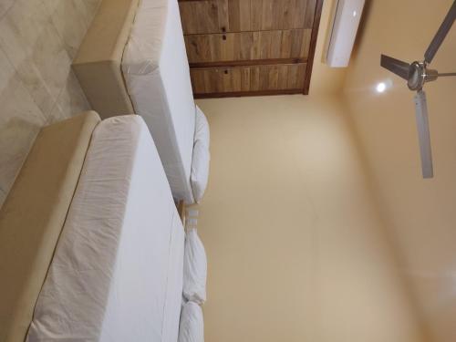 a bedroom with two bunk beds in a room at Hotel TORTUGA REAL in Santa Cruz Huatulco