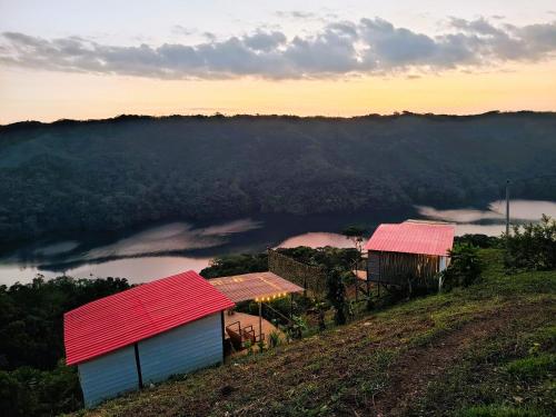 Paisaje cerca de este tented camp
