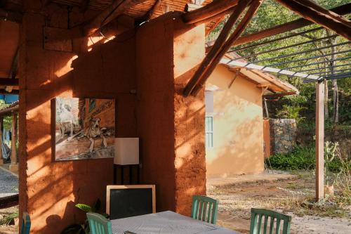 NOMAD Hostal - Baricharaにある庭