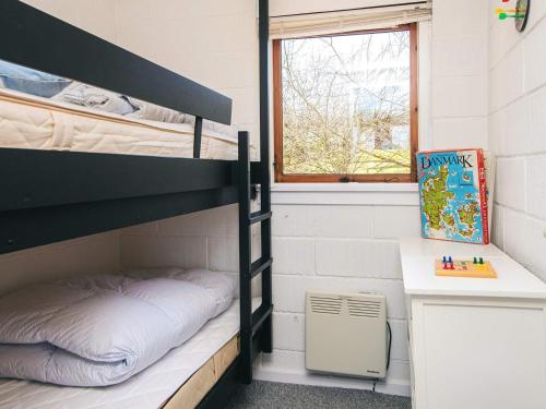 Postel nebo postele na pokoji v ubytování Holiday home Skals VI