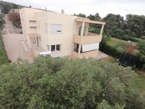 Apartments with a parking space Bibinje, Zadar - 24235