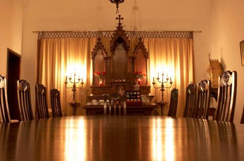 Ein Sitzbereich in der Unterkunft Hotel Monasterium PoortAckere Ghent