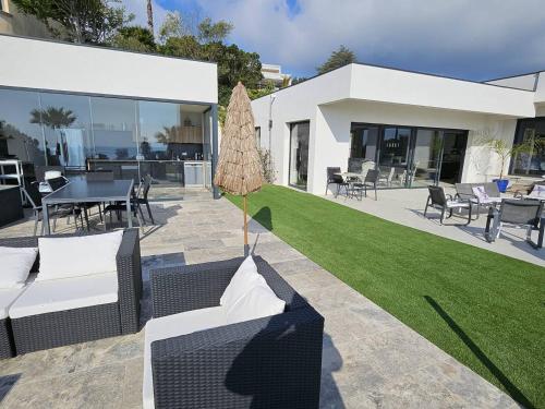 Photo de la galerie de l'établissement Villa contemporaine aux Issambres - FR-1-768-118, à Roquebrune-sur Argens