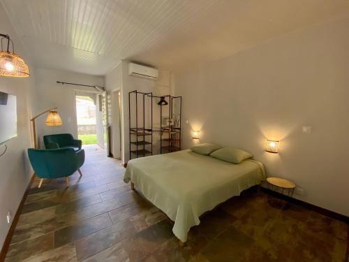 Postel nebo postele na pokoji v ubytování Villa MALOEM