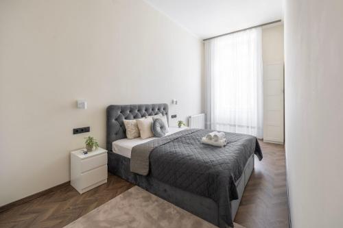 Exclusive & Grand Astoria Residence in the Heart of Budapest