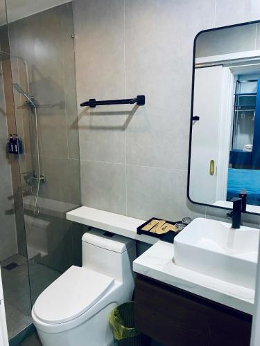 Bilik mandi di Lapit Hotel And Apartment