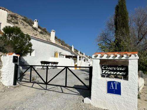 Φωτογραφία από το άλμπουμ του Alojamientos CUEVAS TIANA σε El Aljibete