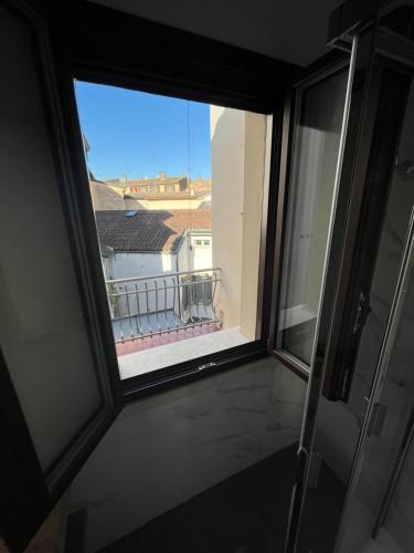 Gallery image of Lake View Apartment, MantegnaHotels in Mantova