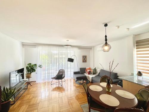 Zen house in Athenian Riviera