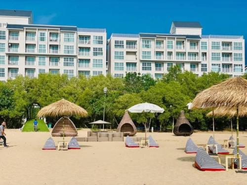 Pantai di atau dekat dengan apartmen