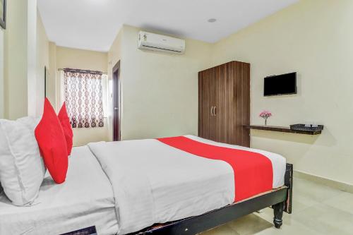 Gallery image of Hotel O Airport Shine Inn in Shamshabad