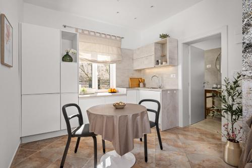 Adriatic apartment Nada with garden