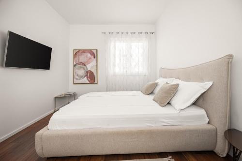 Adriatic apartment Nada with garden
