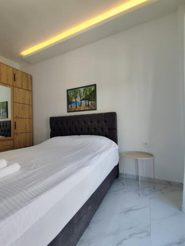 Rotonda City Apartment