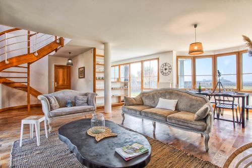 Gîte La Ligne Bleue front de mer et vue sur une Tour Vauban