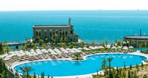 Sea side 4 bedroom 5 bathroom Apartment
