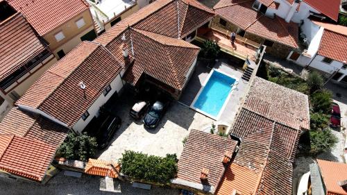 Kolam renang di atau dekat dengan CASA Do FRANCO