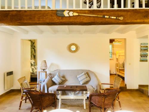 Galeriebild der Unterkunft Charmante villa 3 Chambres 1 mezzanine in Hourtin