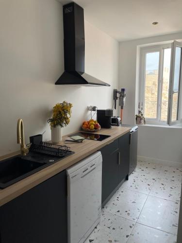 Superbe appartement vue mer vieux port saint Victor