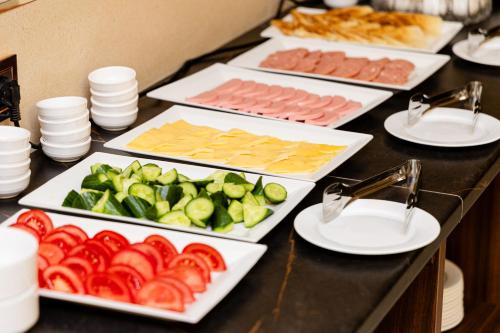 Jídlo v hotelu nebo okolí