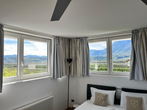 Nespecifikovaný výhled na hory nebo výhled na hory při pohledu z bed and breakfast
