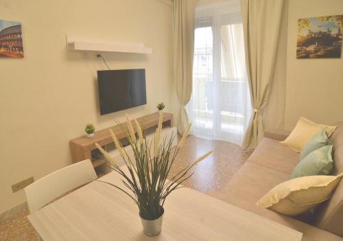 The Sunny House of Rome