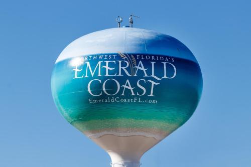 Φωτογραφία από το άλμπουμ του Pirates Bay B114 σε Fort Walton Beach