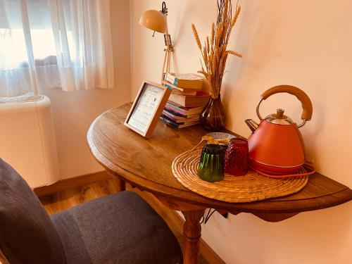 Set per la preparazione di tè e caffè presso A Reigada Hotel Restaurante